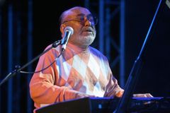 Zemřel americký jazzový klavírista Palmieri. Už v 11 letech hrál v Carnegie Hall