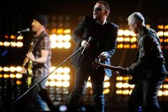 U2 představili zastávky cyklického turné, Prahu minou