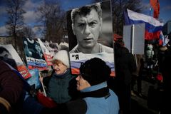 Místo doživotí 20 let za mřížemi. Ruský soud rozhodl o trestu za vraždu opozičníka Němcova