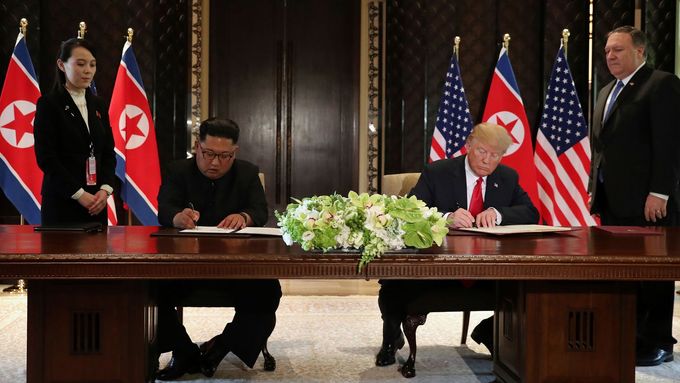 Trump po podepsání dokumentu s Kim Čong-unem: Je to velmi talentovaný muž