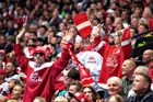 Vítejte v dánském Kladně. Domácí fanoušci si užívají MS a hostí hokejový svět s otevřenou náručí
