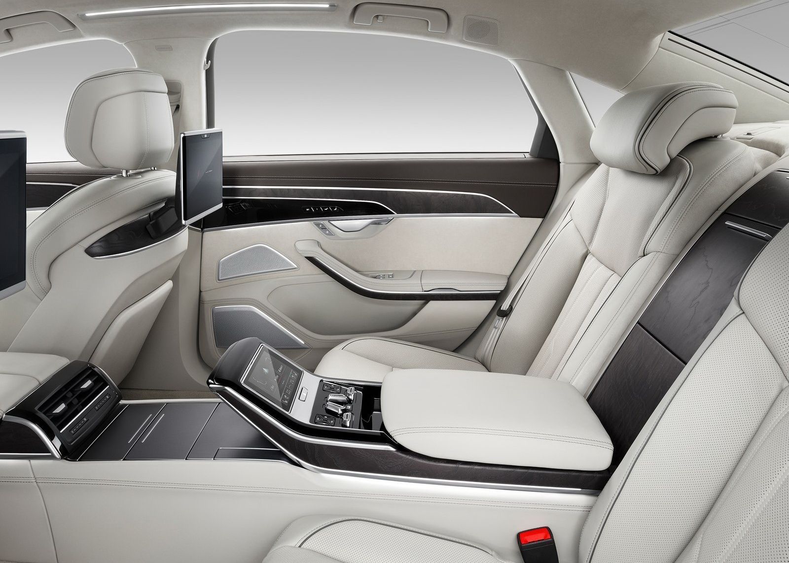 Audi A8 L