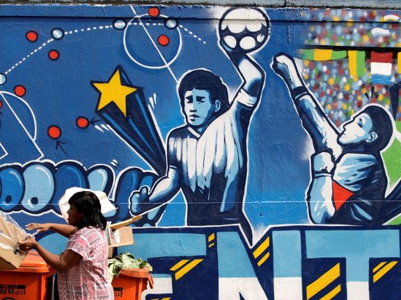 Maradonova "boží ruka" se stala ikonickým momentem dějin světového fotbalu