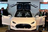 Tesla připravuje SUV. Toto je zatím koncept.
