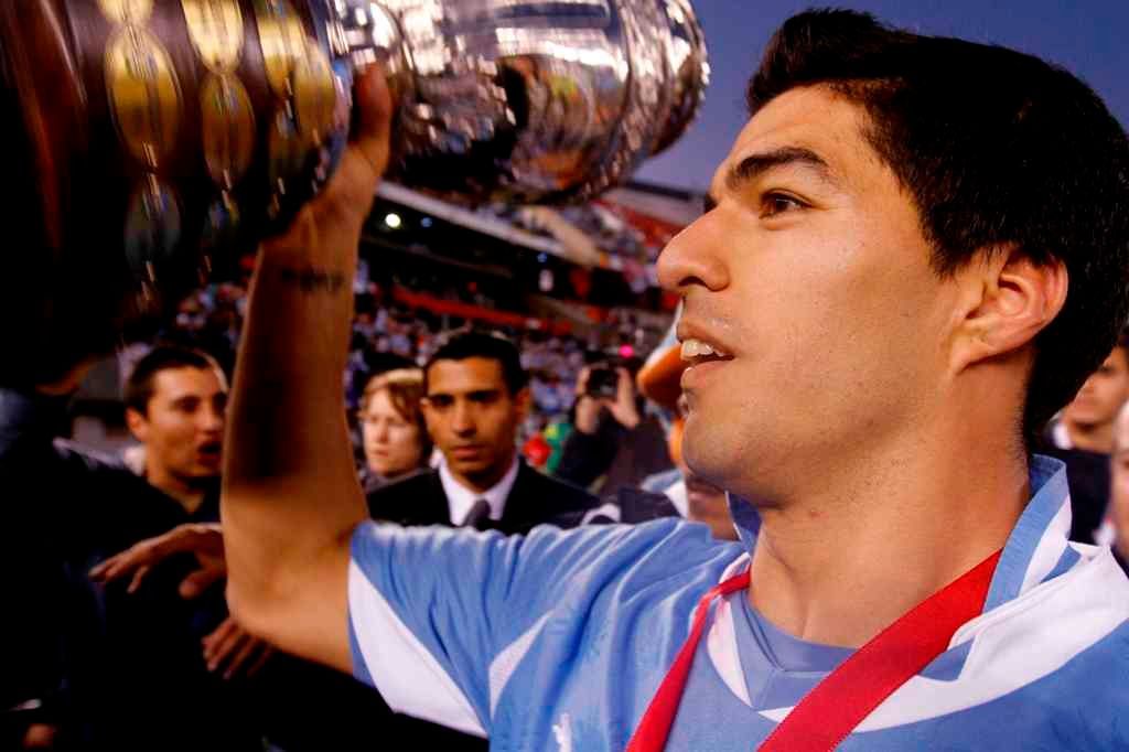 Copa América: Uruguay - Paraguay (Suárez)