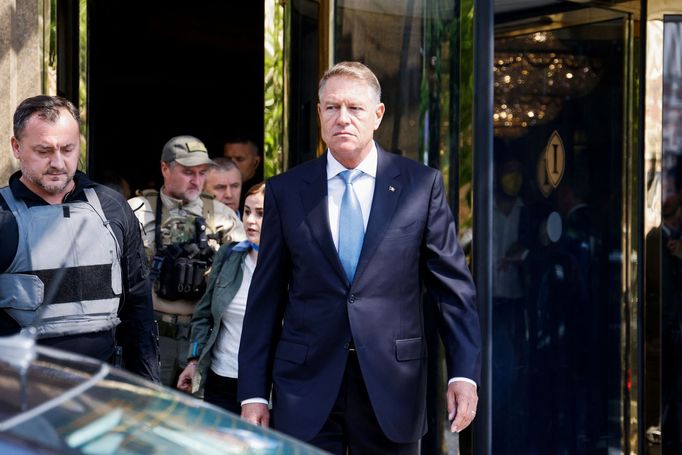 Rumunský prezident Klaus Iohannis v Kyjevě.