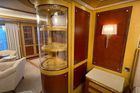 Interiéry Putinovy luxusní jachty Graceful na snímcích ze srpna 2023