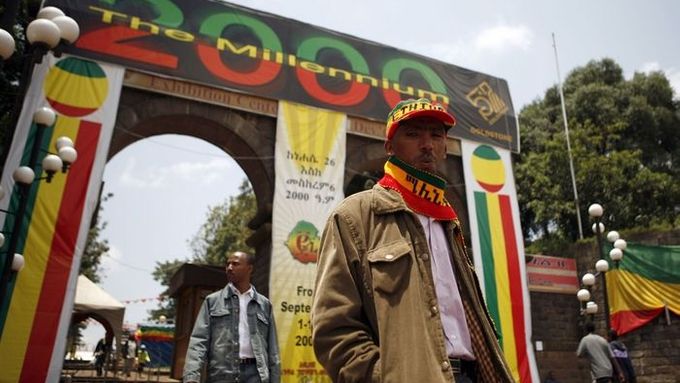 Hlavní město Addis Abeba je vyzdobeno národními vlajkami a symboly příchodu nového tisíciletí