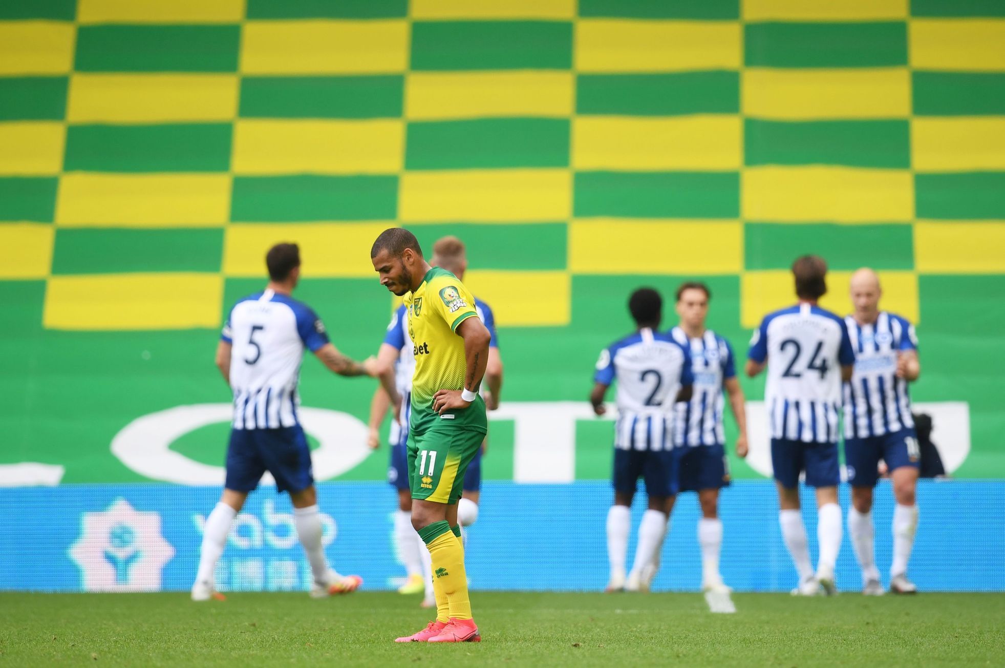 Supersobota v Anglii. Končí některá koronavirová opatření 04.07.2020