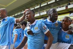 Miliardová mašina z Manchesteru touží prolomit bídu v Lize mistrů