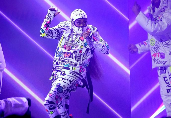 Missy Elliott připomněla svůj track Lose Control.