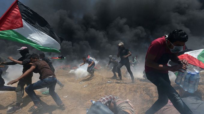 Pondělní protesty v Pásmu Gazy.