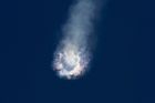 Raketa SpaceX k ISS nedoletěla, explodovala po startu
