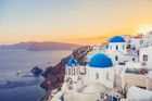 Oblíbená řecká perla Santorini se vylidňuje, zemětřesení ho sužují už 12 dní v řadě