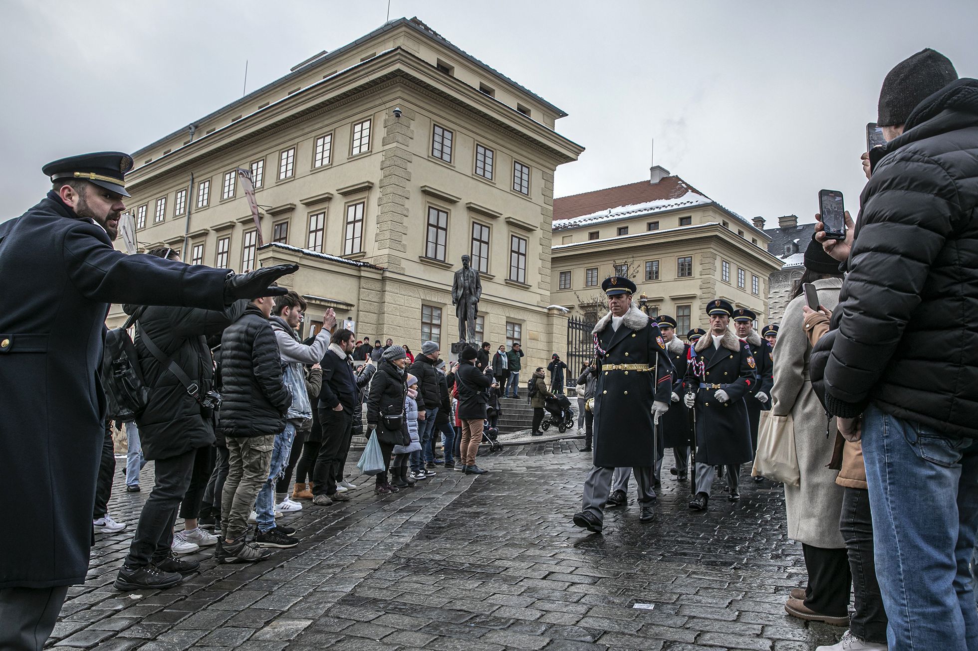 Pohřeb Karel Schwarzenberg, Katedrála sv. Víta