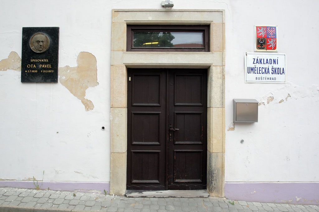 Zámek v Buštěhradě
