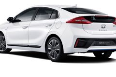 Hyundai začal odtajňovat svůj nový model Ioniq. Bude k mání jako hybrid nebo čistý elektromobil