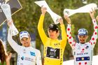 cyklistika, Tour de France 2018, celkový vítěz Geraint Thomas (ve žlutém) a majitelé dalších trikotů s trofejemi