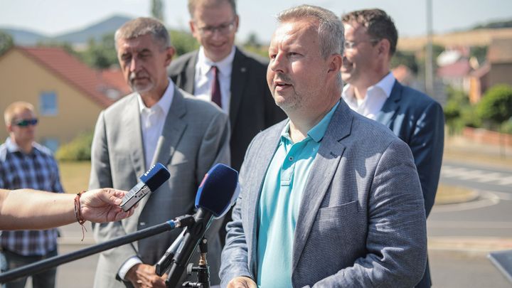 Startuje unikátní projekt. Stát nabízí peníze každému, kdo bude sázet stromy