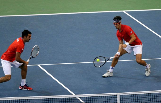 Davis Cup, finále Srbsko-ČR: Nenad Zimonjič a Ilija Bozoljac