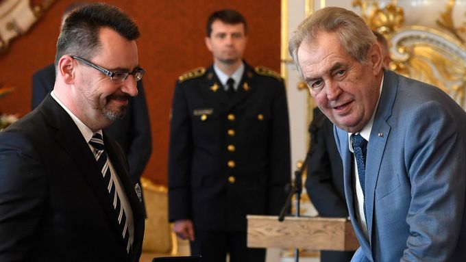 Nový předseda Vrchního soudu v Praze Luboš Dörfl s prezidentem Milošem Zemanem
