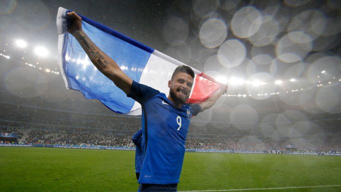 Francouzi doma velké fotbalové šampionáty vyhrávají. Právě Francie se ale stala na MS 1998 poslední zemí, která velký turnaj hostila a triumfovala.
