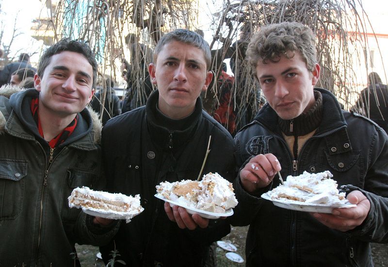 Šlehačkové orgie na ulici Prištiny
