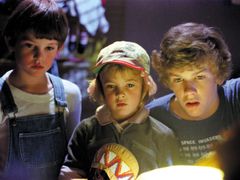 Jedním z filmů, kterému se nevyhnula cenzura, je i Spielbergův E.T. – Mimozemšťan (1982).