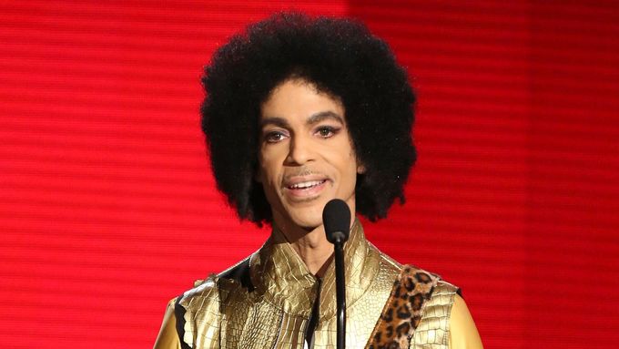 Americký hudebník Prince by letos oslavil šedesátiny.