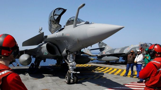 Bojové letouny Rafale se podílely mimo jiné na operaci v Libyi.