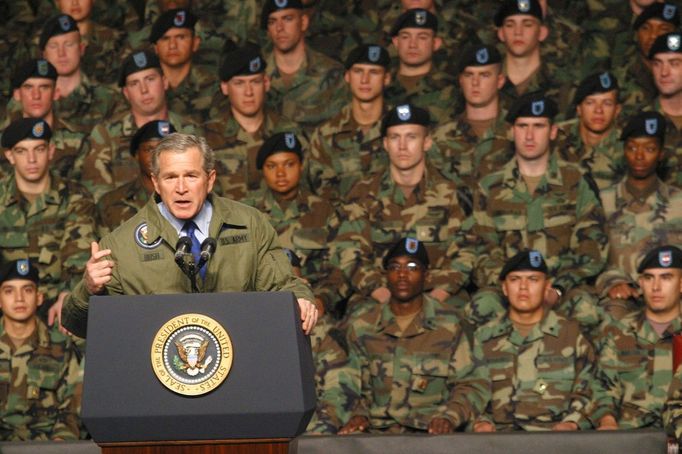 Prezident George W. Bush zapojil 20. března 2003 svou zemi do války: V ten den začala invaze do Iráku. Ilustrační snímek z ledna roku 2003