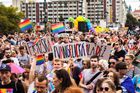 #reportáž: Duhový průvod Prague Pride opět prošel Prahou