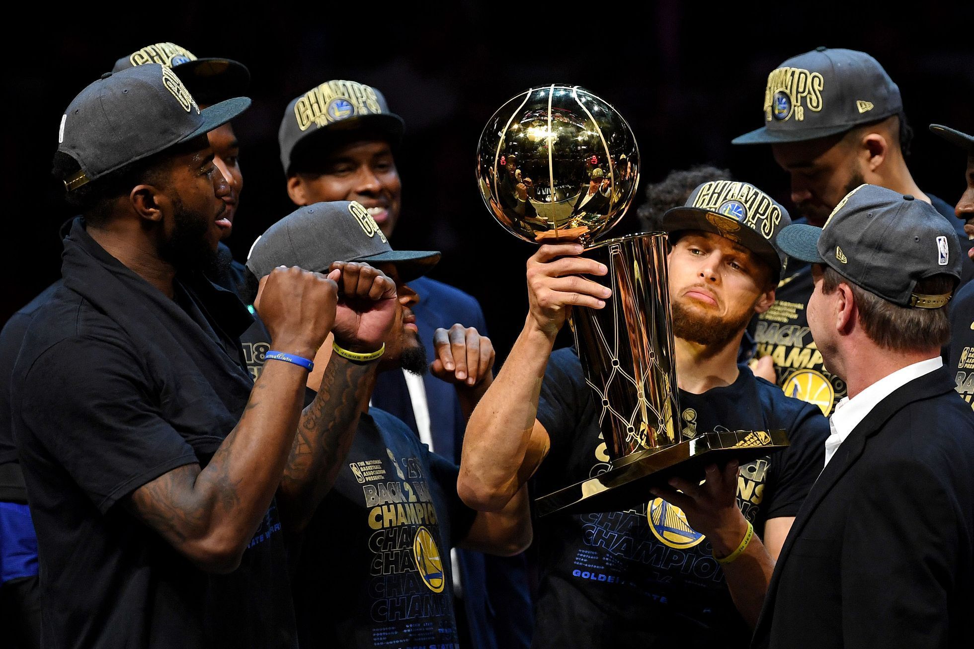 Finále NBA: basketbalisté Golden State slaví titul