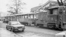 Fotografie z historie výrobního závodu Tatra Smíchov v Praze.