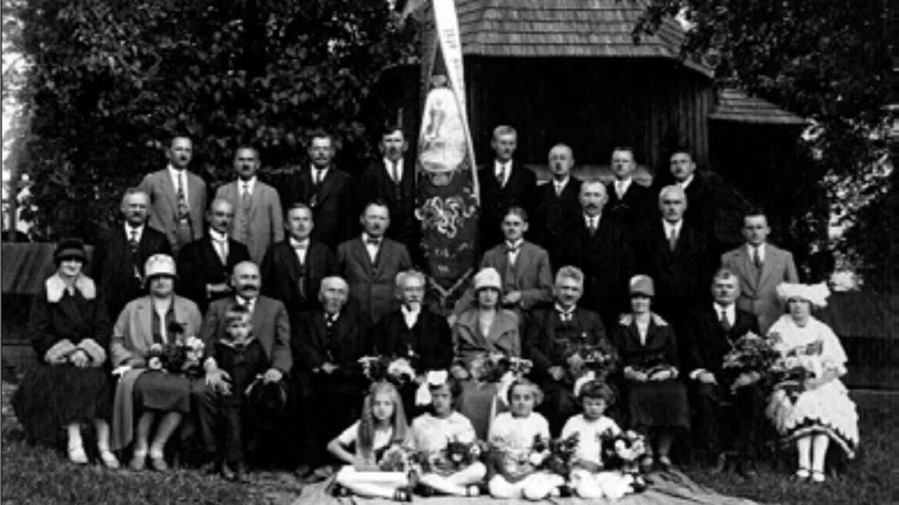 "Kdo to řekl?" Nacistům zbývalo pár hodin, v hospodě zavraždili oblíbeného učitele