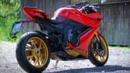 Model Racing je cenově mezi nimi, vyjde na 180 tisíc.