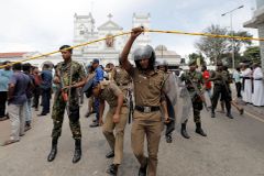 K útokům na Srí Lance se přihlásil IS, strůjcem má být radikální klerik Haším