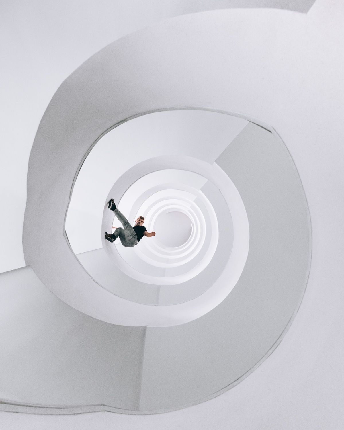 Max Leinter, Misleading Lines