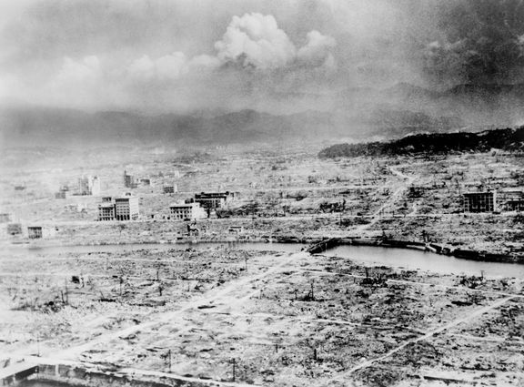 Hirošima po zásahu atomovou bombou v roce 1945.
