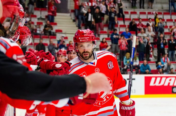 Třinec porazil doma KalPu Kuopio 6:0 a v hokejové lize mistrů postupuje - Jakub Klepiš