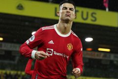 City, Chelsea a Liverpool spasily penalty. Z pokutového kopu rozhodl i Ronaldo