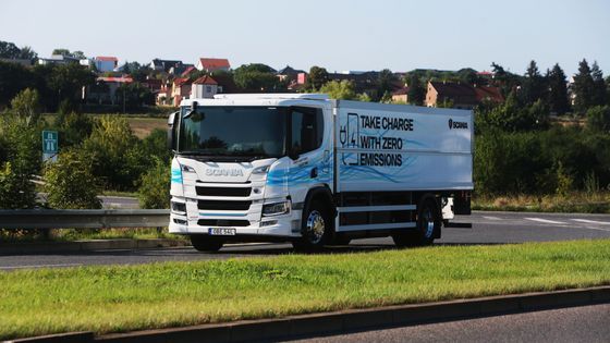 Největší elektromobil, jaký jsme řídili. Náklaďák na baterky je pro Scanii revoluční