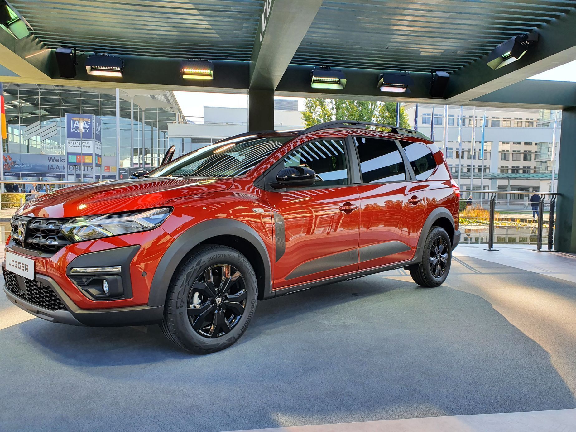 Dacia Jogger live IAA Mnichov