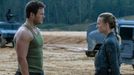 Chris Pratt jako Dan a Yvonne Strahovski v roli Muri.