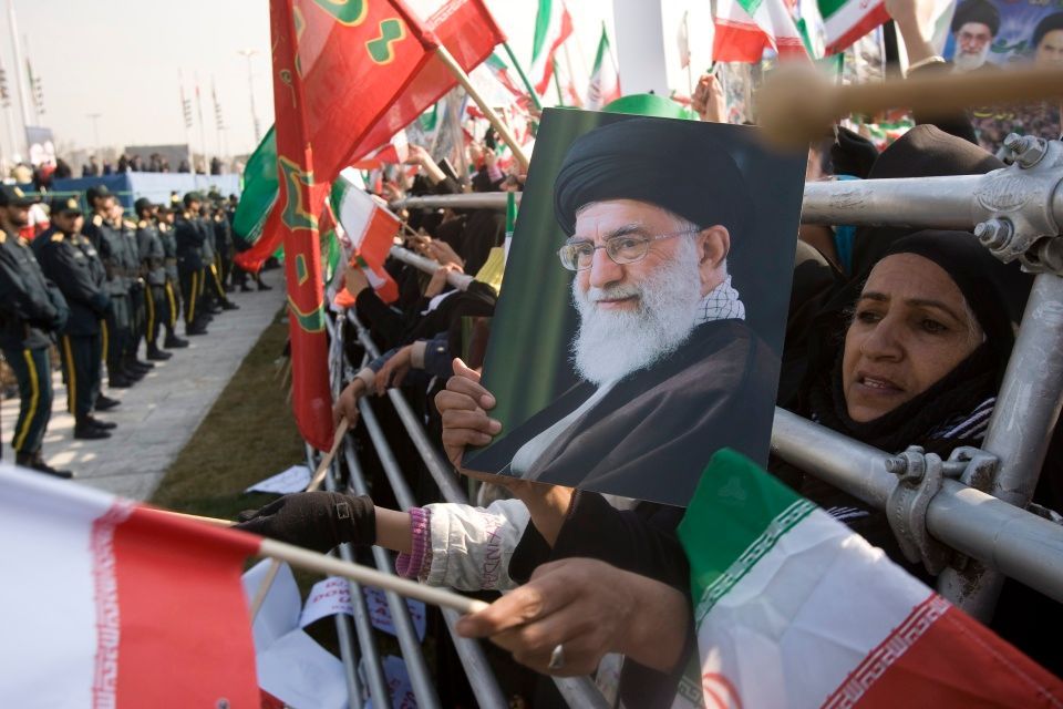Írán - demonstrace - výročí