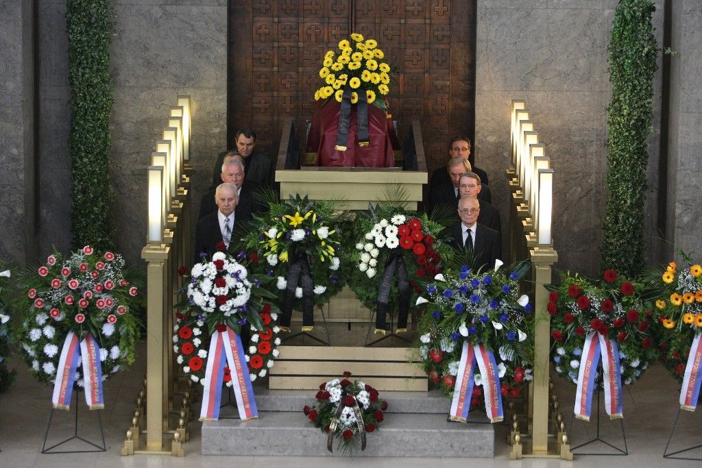 Poslední sbohem Ladislavu Novákovi