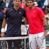 Novak Djokovič a Rafael Nadal před finále French Open 2012