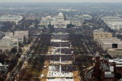 Živě: Na inauguraci viděl Trump 1,5 milionu lidí. Noviny fotky naschvál ořízly, tvrdí