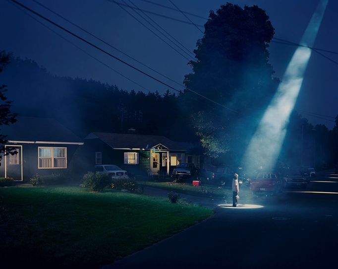 Gregory Crewdson: Retrospektiva. Ukázky z výstavy fotografií ve vídeňské Albertině