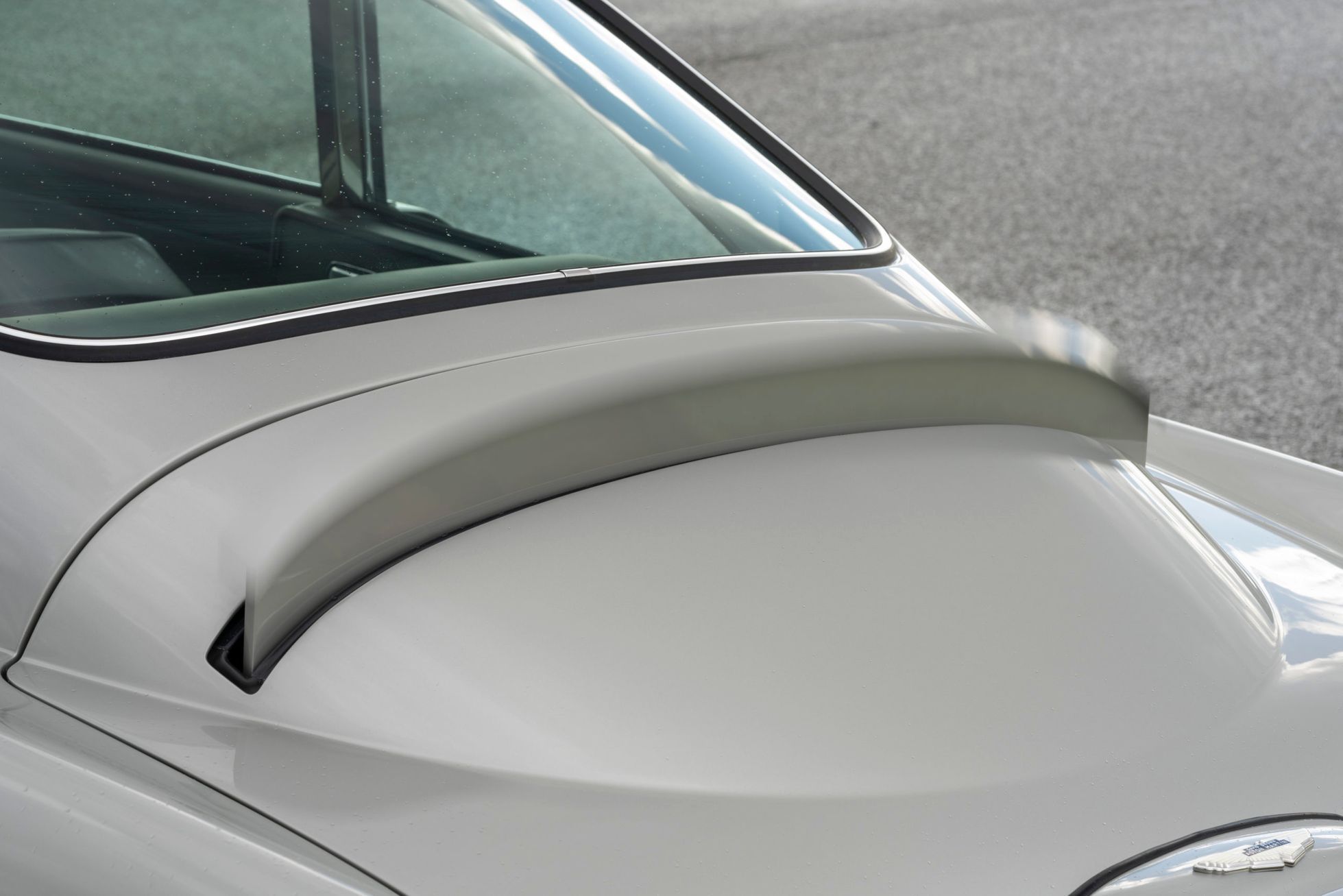 Aston Martin DB5 Bond Continuation